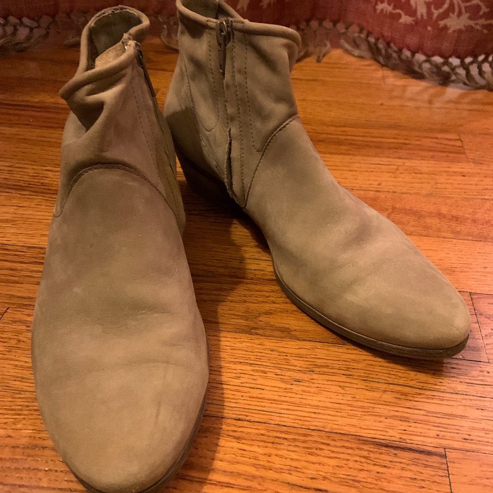 PAUL GREEN BOOTIES